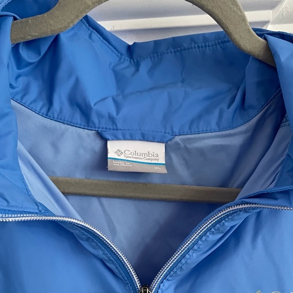 Columbia hooded rain coat - Picture 4 of 4